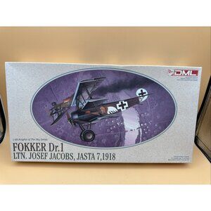 Dragon Fokker Dr 1 LTN Josef Jacobs Jasta 7, 1918 #5906  Red Baron  1:48 Scale